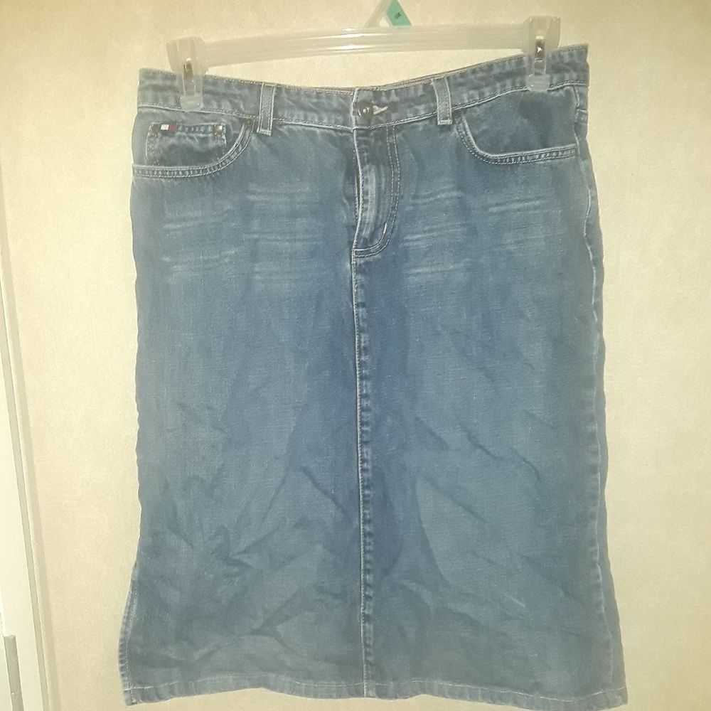 Knee length skirt
